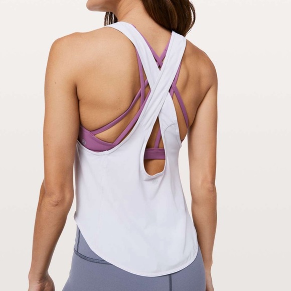 NWT Lululemon Call It A Tie Tank In Color Garnet - Picture 4 of 5